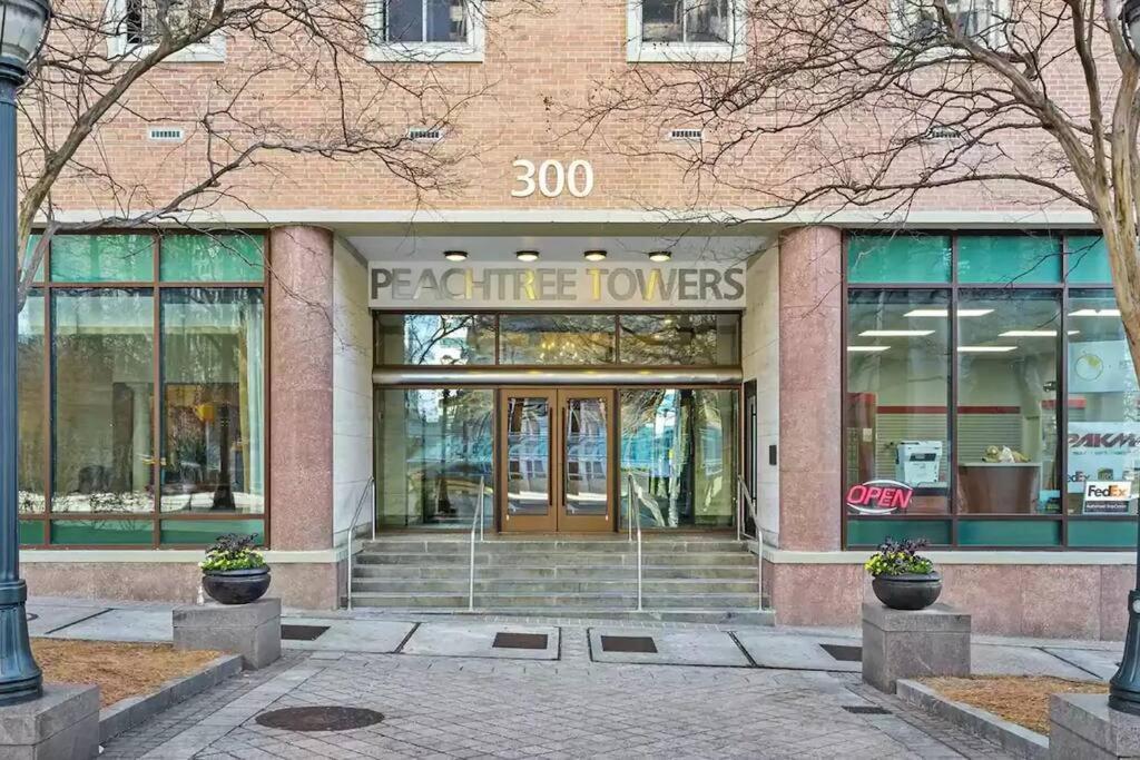 Home Away From Home Condo Downtown Atl 16Th Floor 亚特兰大 外观 照片