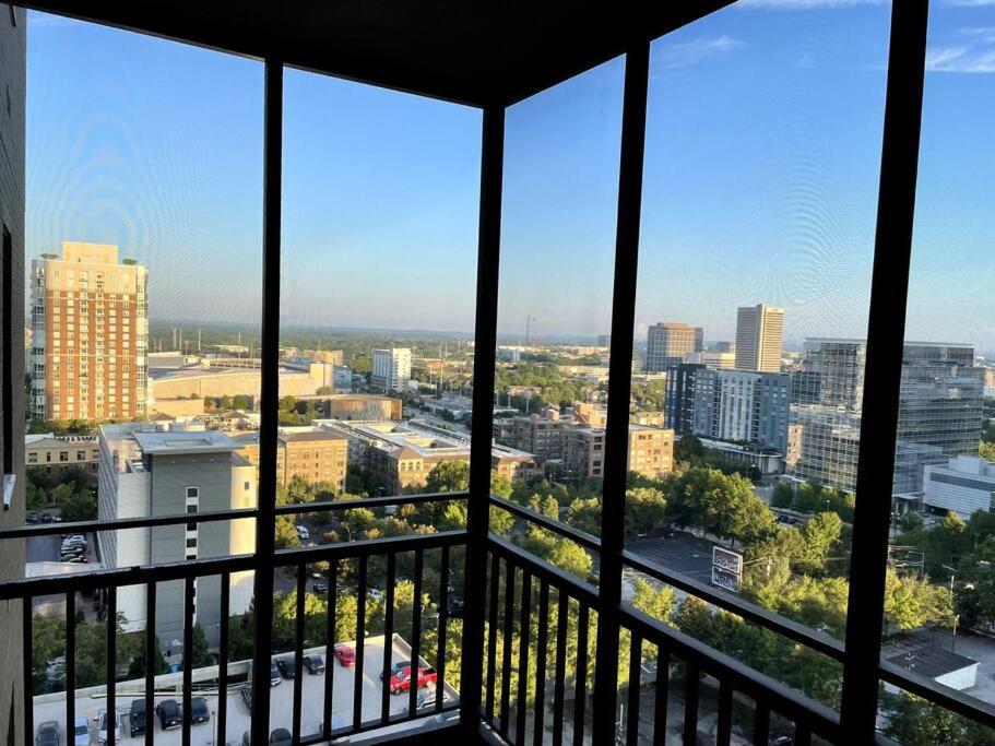 Home Away From Home Condo Downtown Atl 16Th Floor 亚特兰大 外观 照片